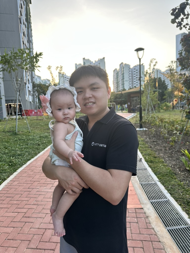 Portrait of Ethan Loh